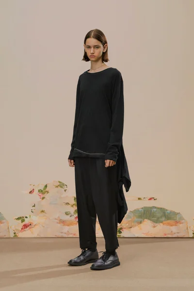 Look 10